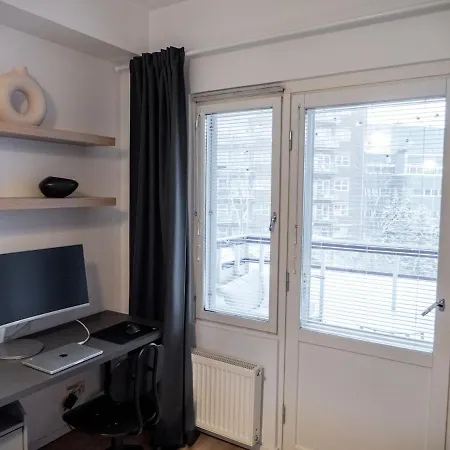 Two-room Flat With Sauna, Glazed Balcony And Free Parking Lot * Helsinki
