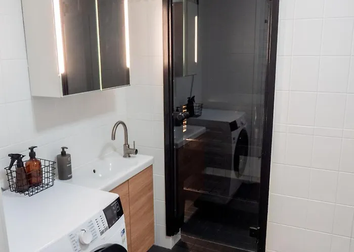 Διαμέρισμα Two-room Flat With Sauna, Glazed Balcony And Free Parking Lot